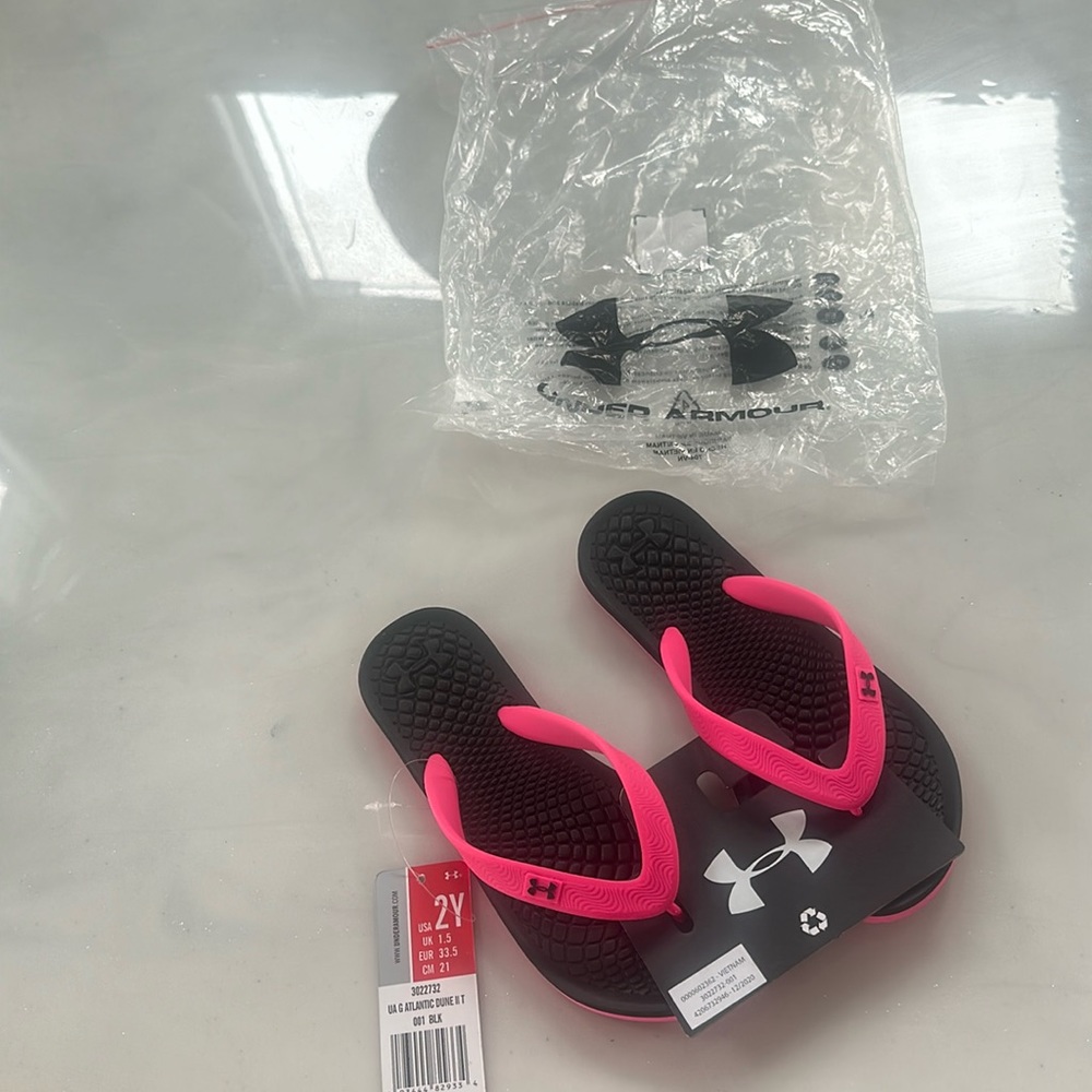 UA flip flops